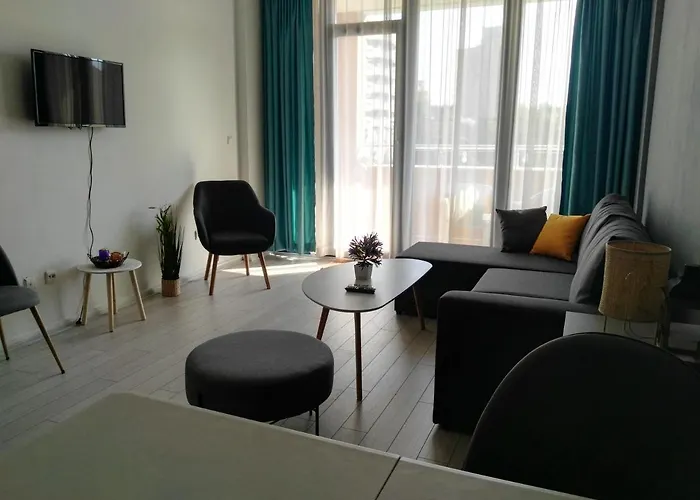 Konstantin In Trakia Plaza