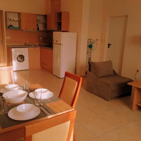 Konstantin In Trakia Plaza ساني بيتش